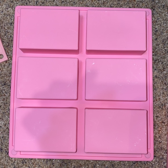 Lot of 7 GREAT Silicone Baking Molds Cake Cupcake - Picture 4 of 7